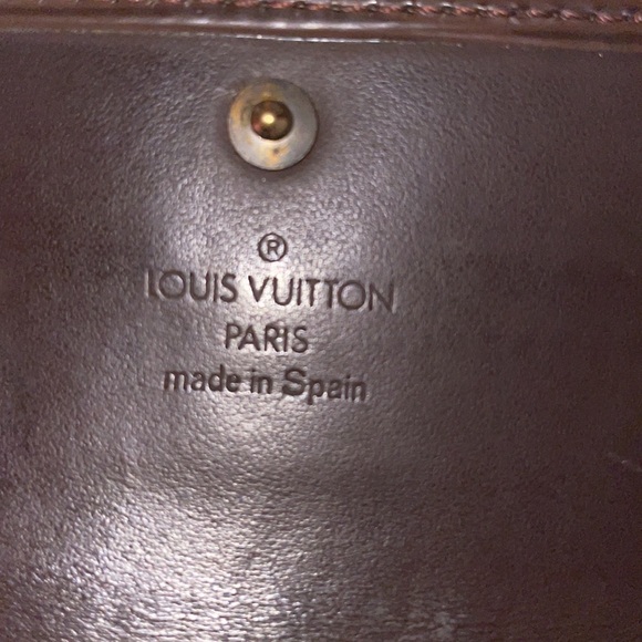 Louis Vuitton 6 Key Ring Holder in Brown Epi ✨ - Picture 5 of 6